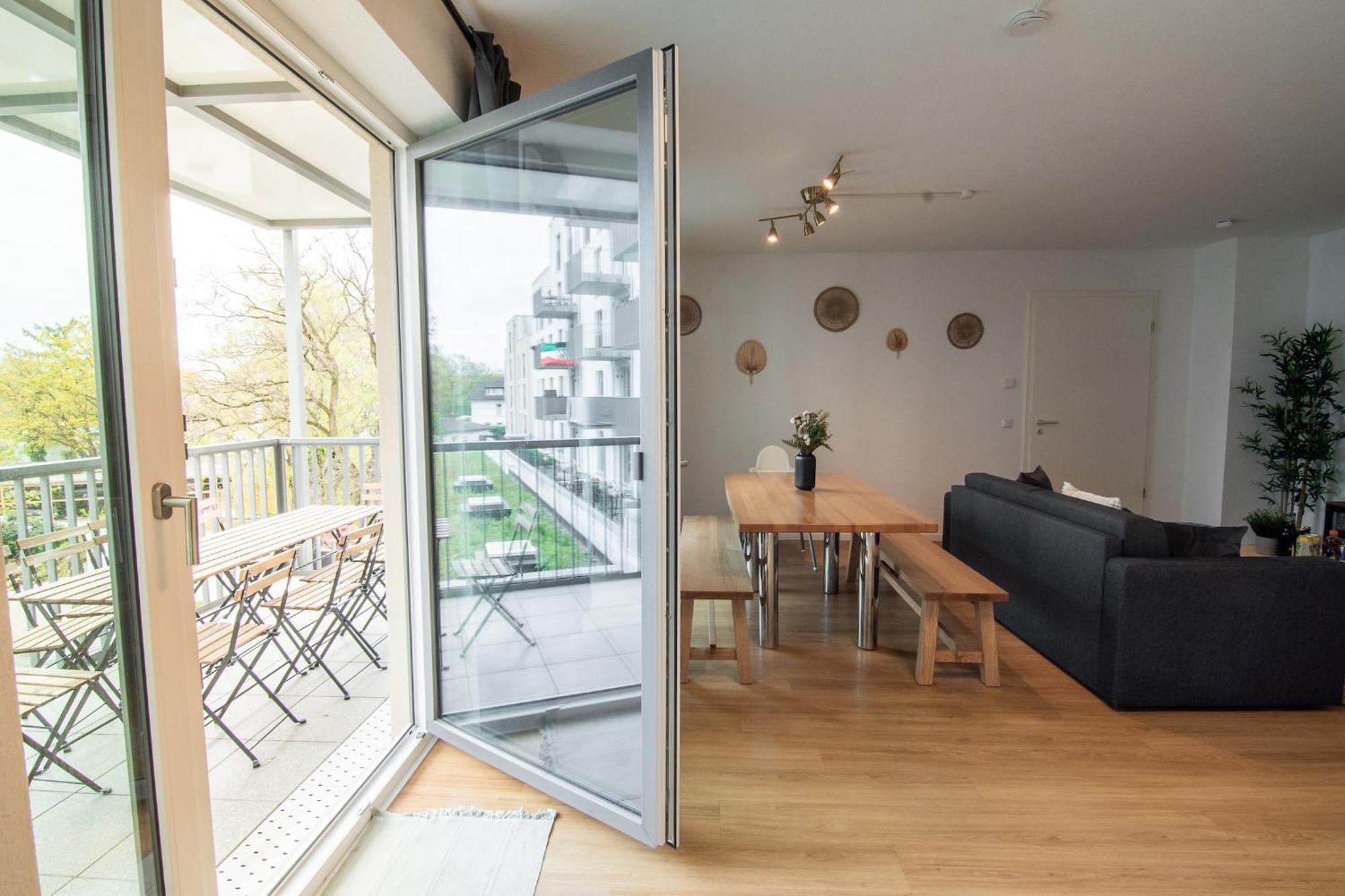 Central Apartment 4 Bedrooms For Up To 12 Guests Hamborg Eksteriør billede